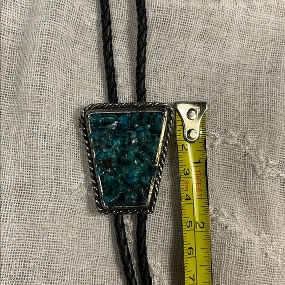 Vintage Bolo tie western leather and ornate medallion turquoise - Picture 9 of 11